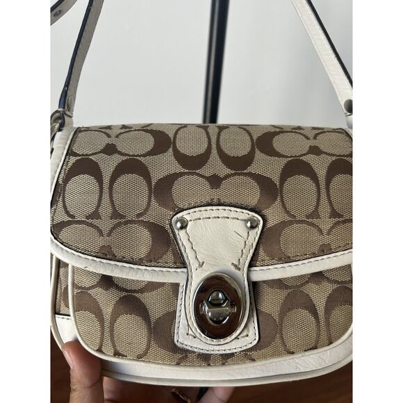 COACH Y2K Turnlock Shoulder Bag Crossbody Khaki/White Leather Trim Turnlock Read - Picture 6 of 9